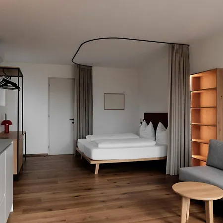 Kaiserau-hoefl 1 *